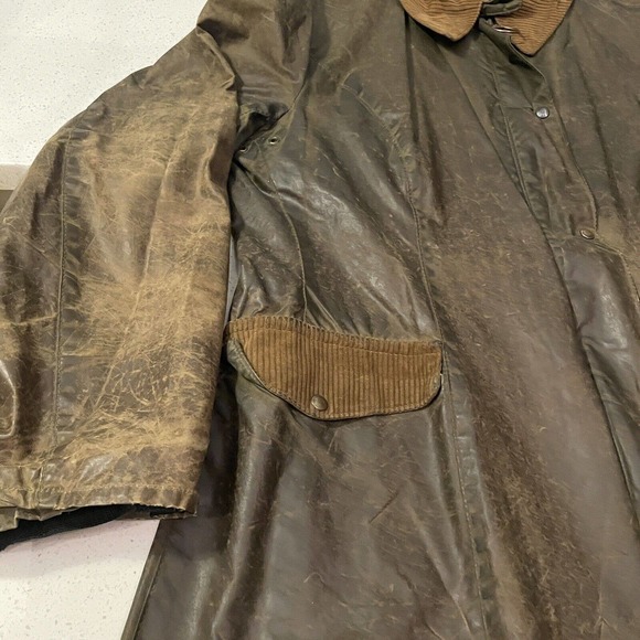 BRITTON Burghley Olive Wax Jacket We’ll Worn Distressed Size Large - Picture 2 of 13